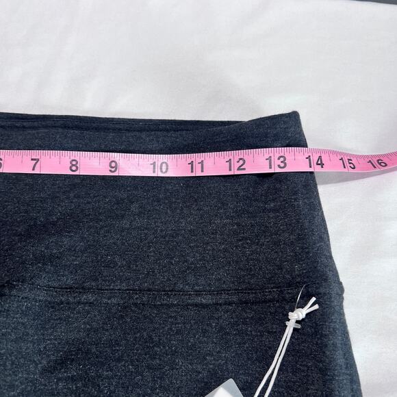 ✨NWT BALANCE COLLECTION Women’s Leggings L grey Lotus Print High Rise Dry-Wik - Picture 8 of 9